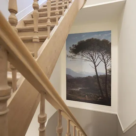 Shway - Le Leopold Apartment *