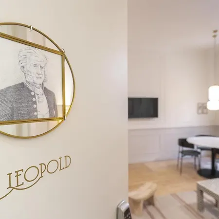 Shway - Le Leopold Apartment